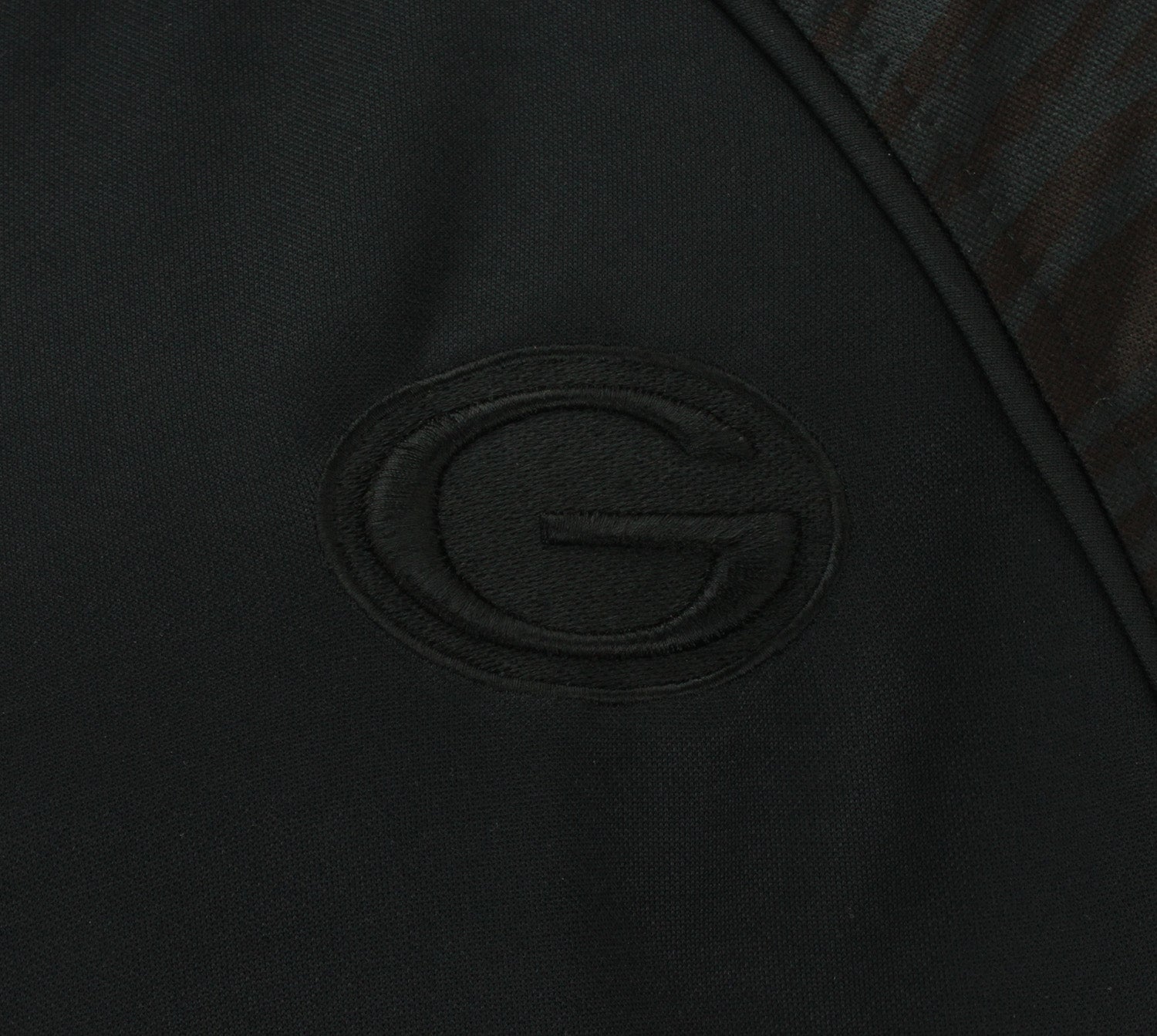 ZUBAZ Men's Green Bay Packers Black Tonal Full-Zip Cozy Hoodie