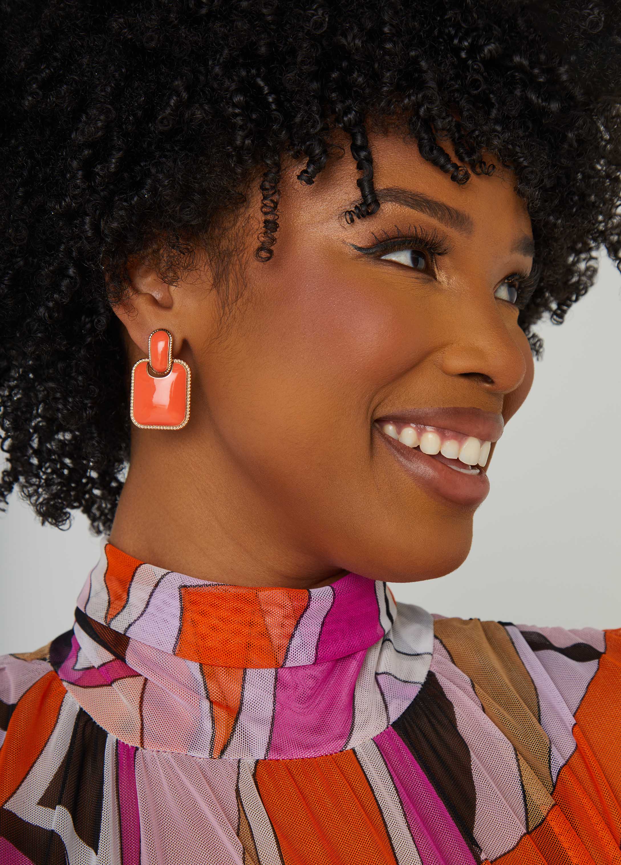Stylish Gold - Tone Square Clip - On Enamel Earrings for Fashionable Princesses